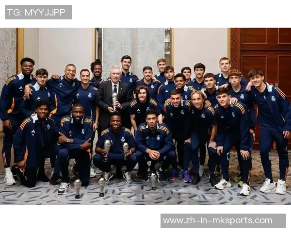 四号球星为何成为足球先生背后的精彩故事与原因分析